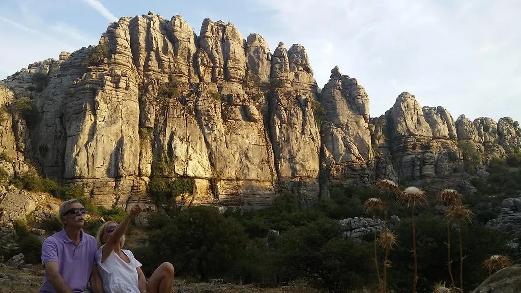 Cortijo Puerto El Peral 호텔 Almogía